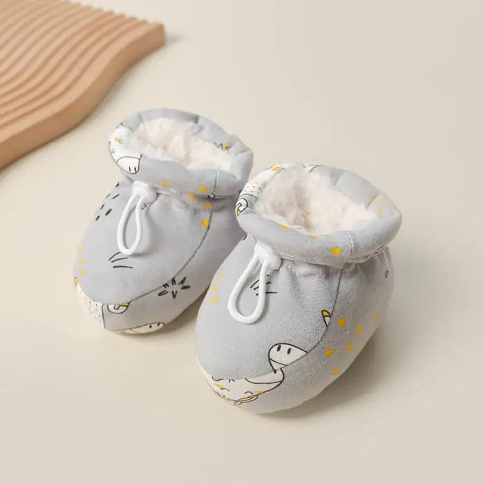 Furry Basket Baby Boots